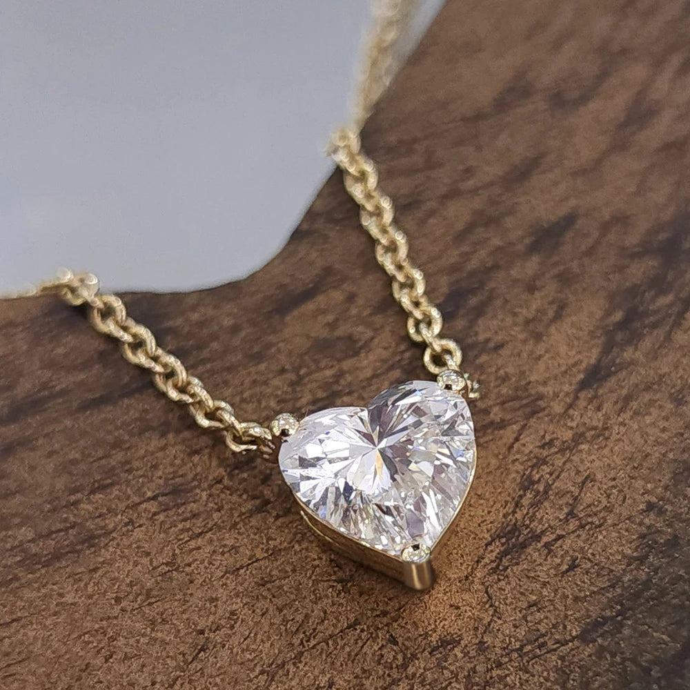1-3Carat Heart Cut Moissanite Pendant Necklace for Woman