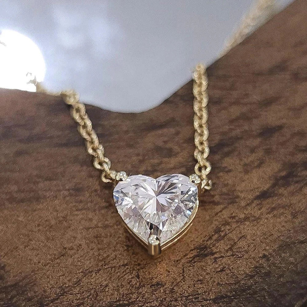 1-3Carat Heart Cut Moissanite Pendant Necklace for Woman