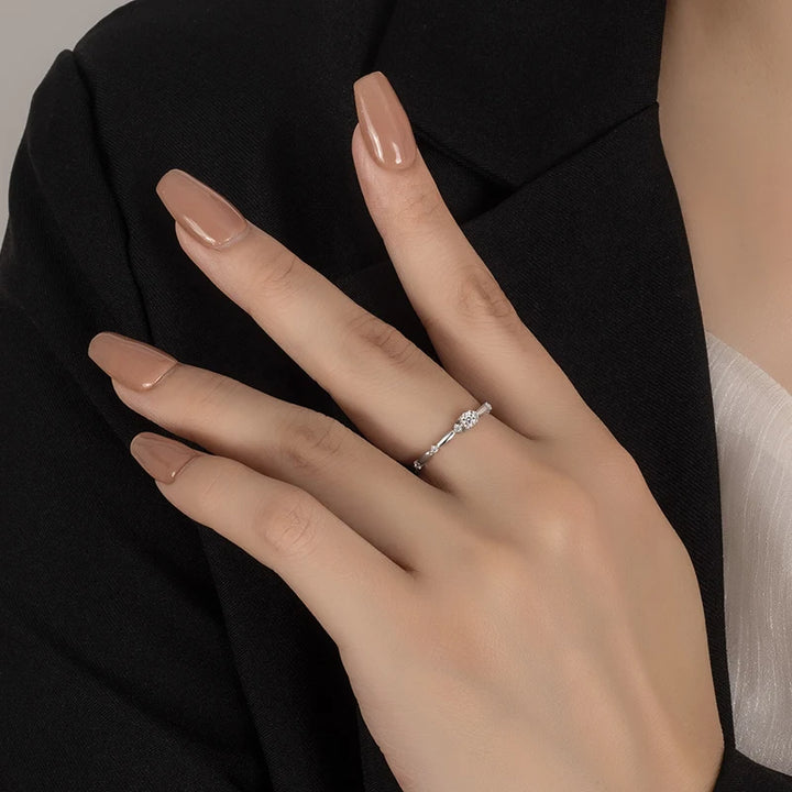 PERFANY 0.1CT Four Claw Moissanite Ring for Women S925 Pure